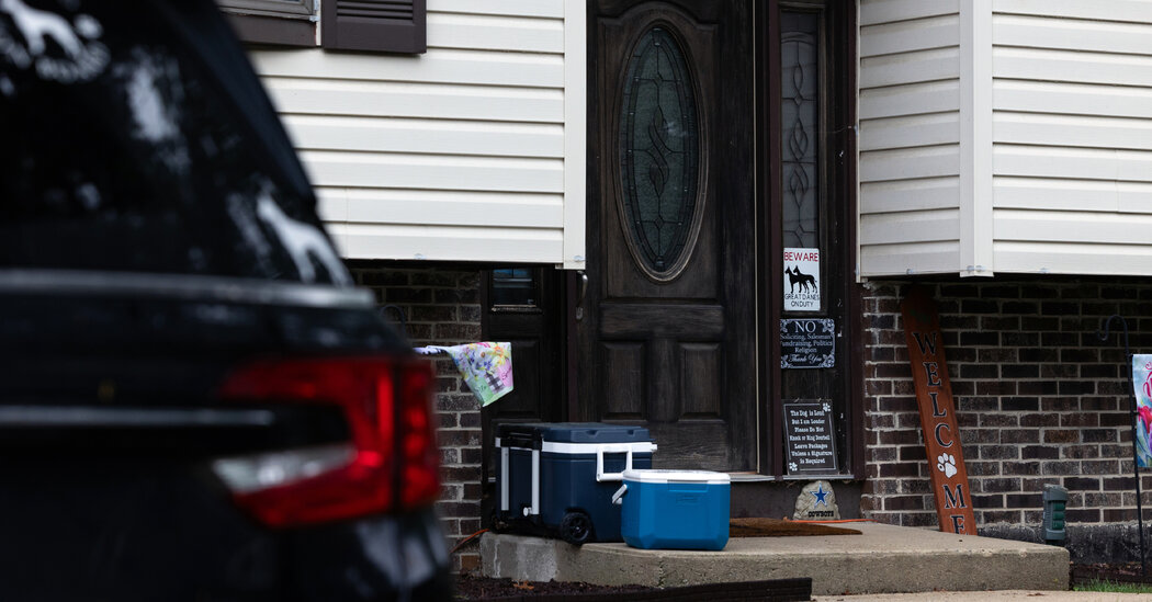 Couple Imprisoned Girl for 7 Years and Kept Her in Dog Cage, Police Say